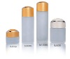 2010 new design glass cosmetic bottle