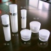 60ml pyramid round acrylic lotion bottles