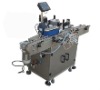 Horizontal labeling machine