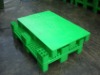 flat plastic pallet